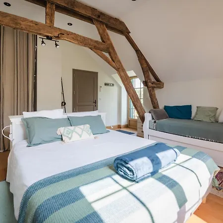 Les Charmes De Vaurizeaud Bed & Breakfast Proissans